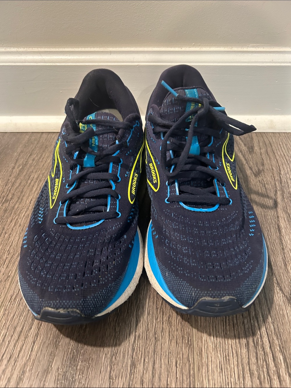 Brooks Glycerin 19 Running Shoes - Navy Blue with Light Blue & Yellow Highlights - Picture 5 of 5